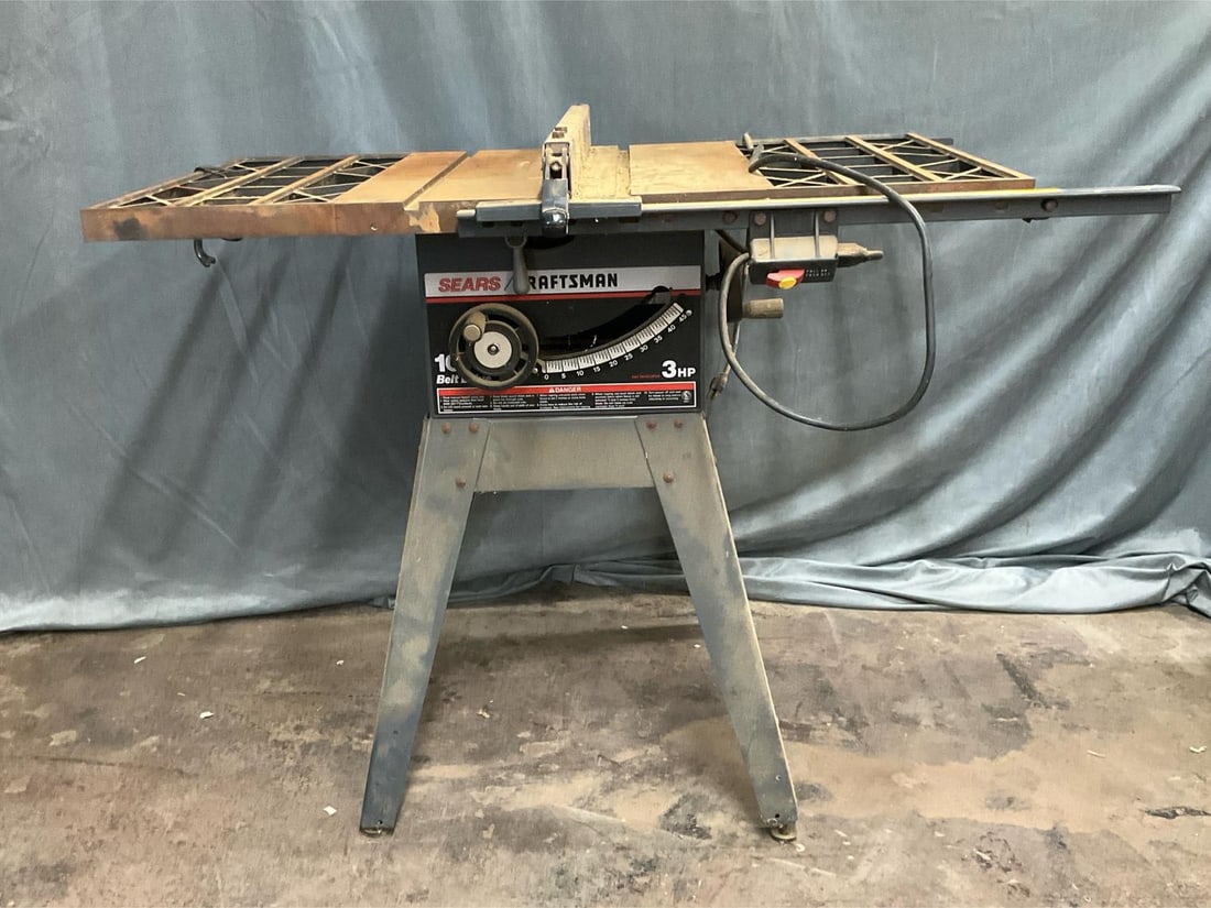 Table Saw (1 of 7)