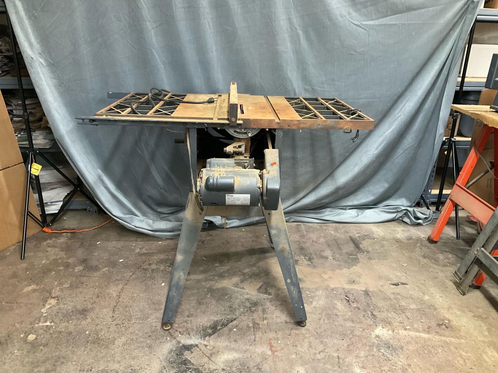Table Saw - 6