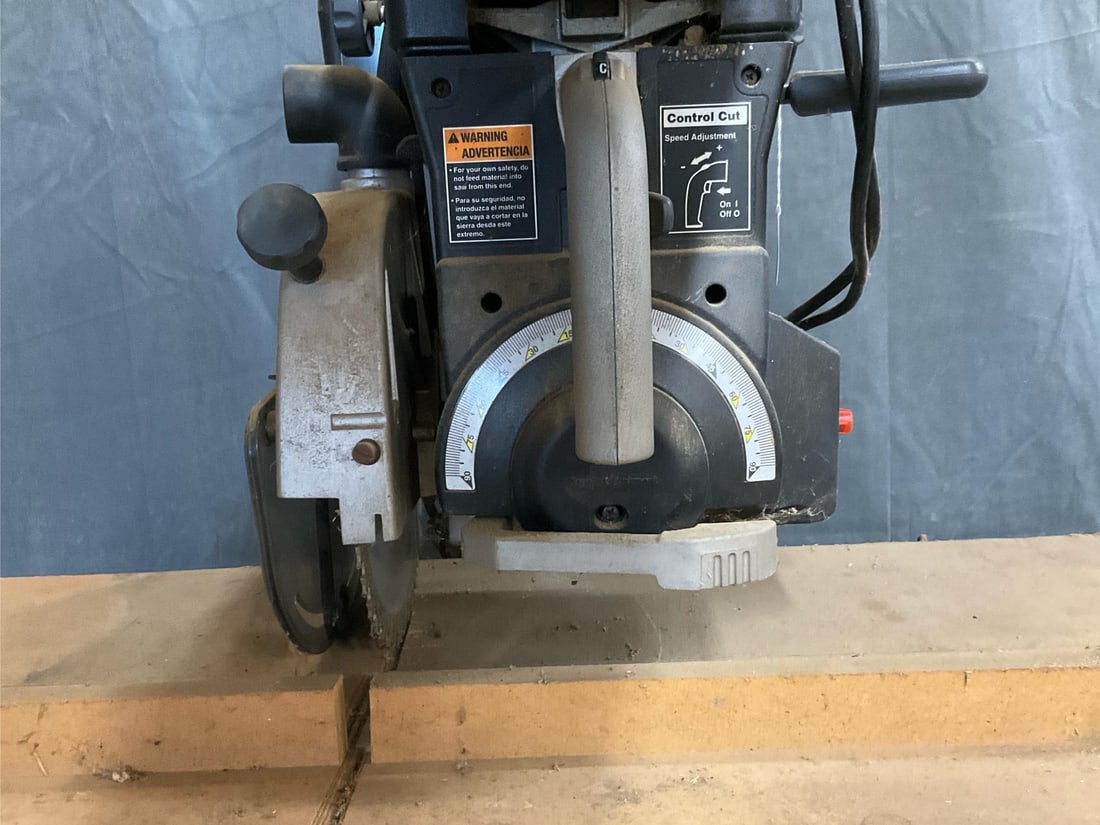 Radial Saw - 4