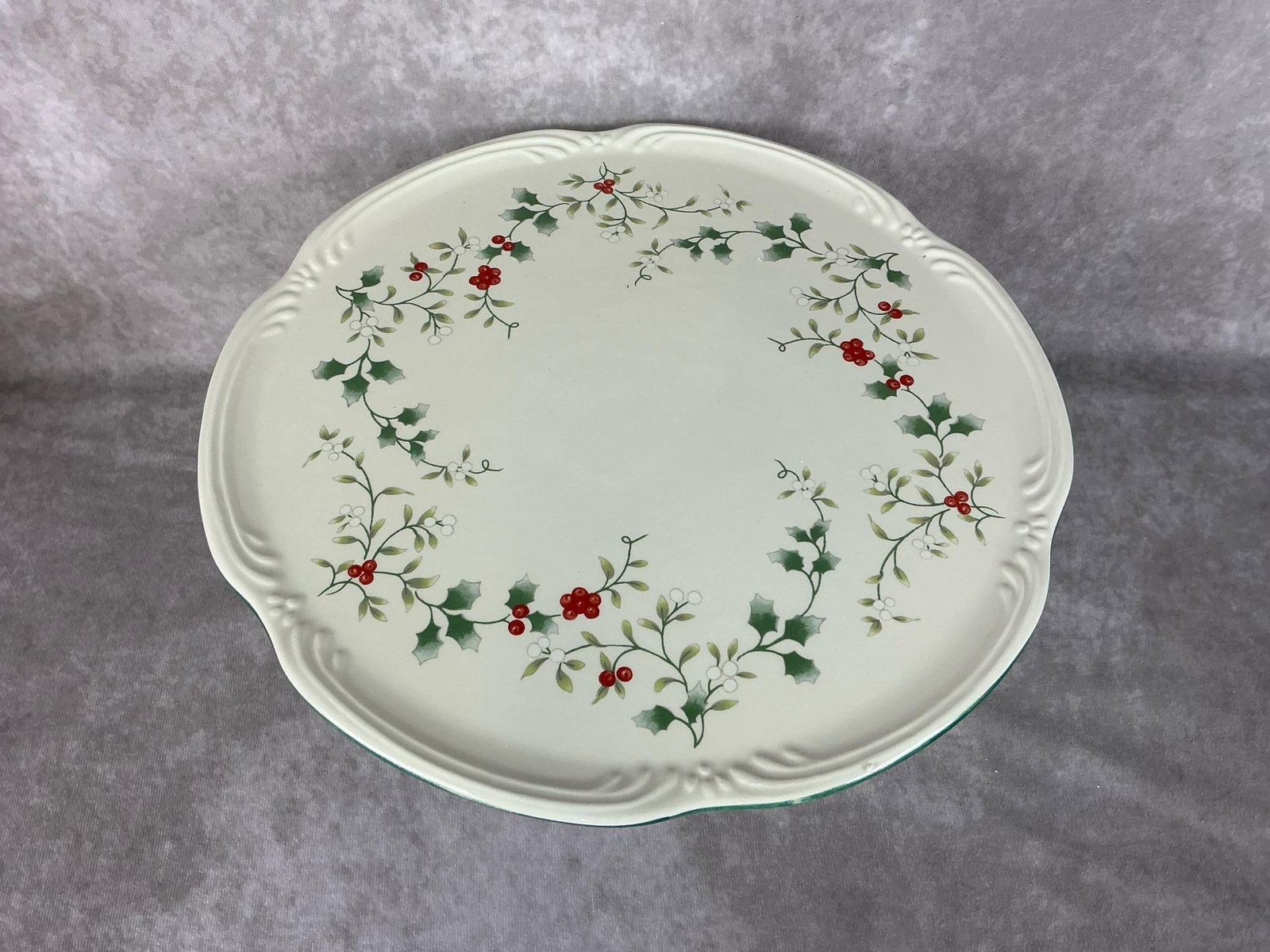Pfaltzgraff Winterberry Set - 5