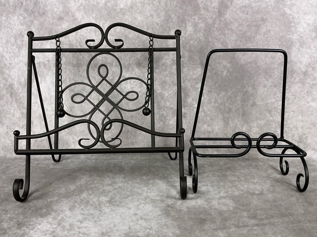 Cookbook & Basket Stands (1 of 6)