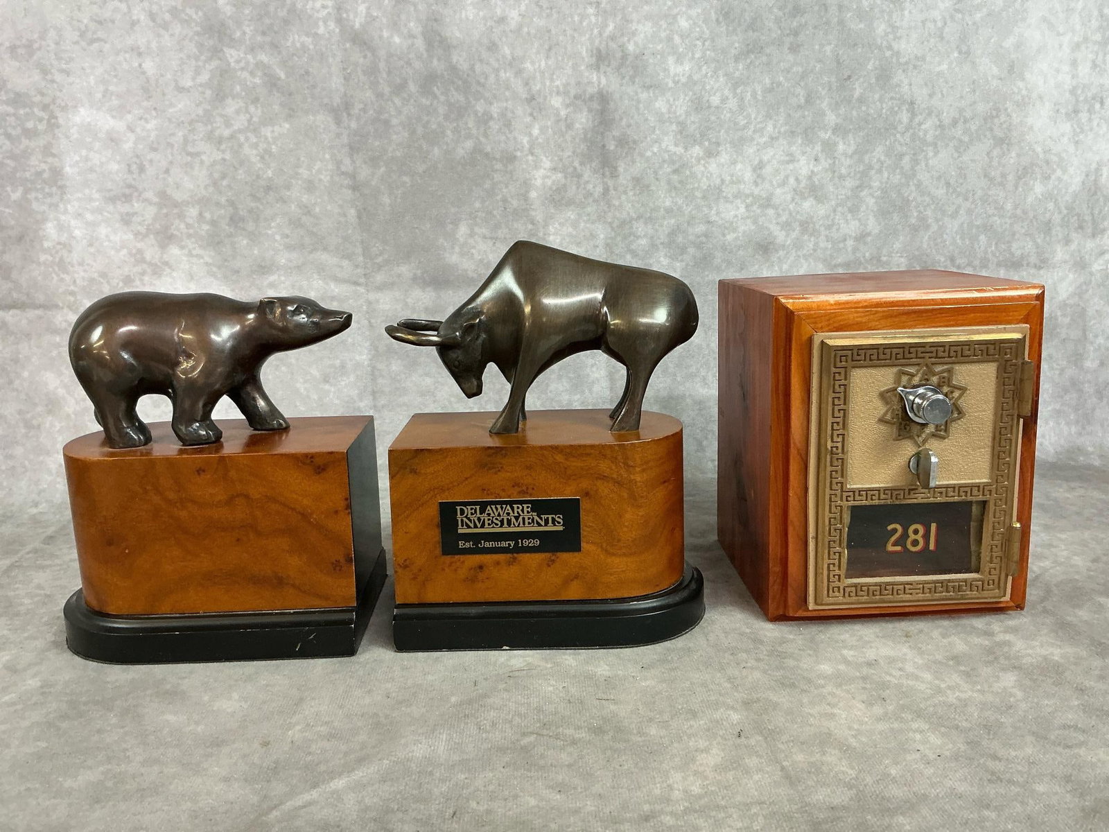 Collectible Bookends & Postal Box (1 of 7)