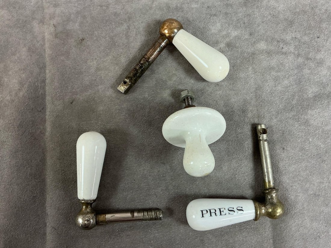 Antique Sink Hardware - 5