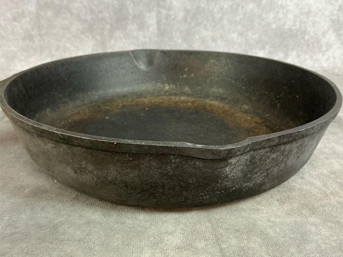 Cast Iron Skillets - 5