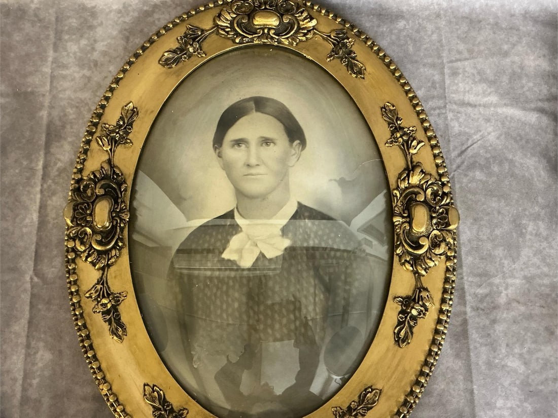 Antique Frames & Pictures - 2