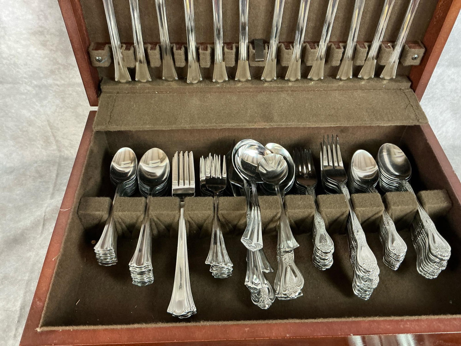 Stainless Silverware in Case - 2