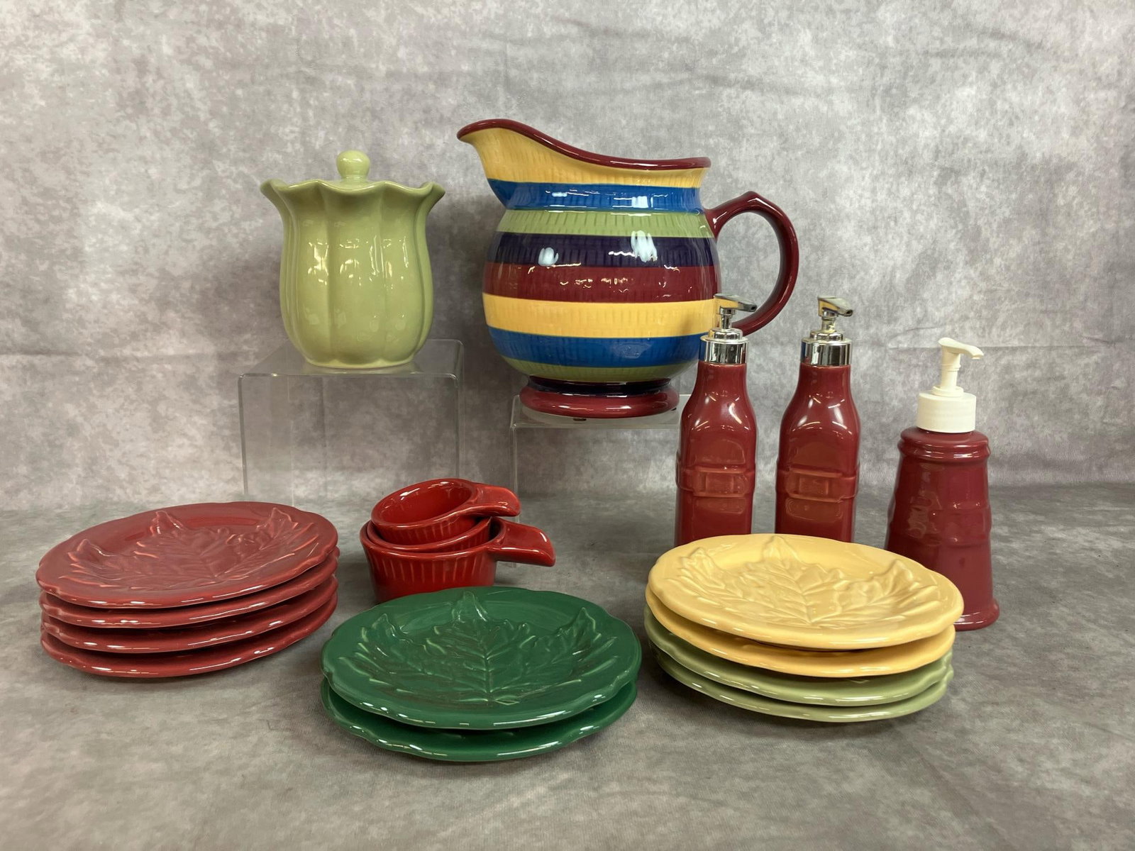 Longaberger Pottery Kitchenware (1 of 7)