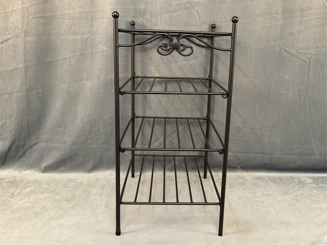 Metal Stand - 4