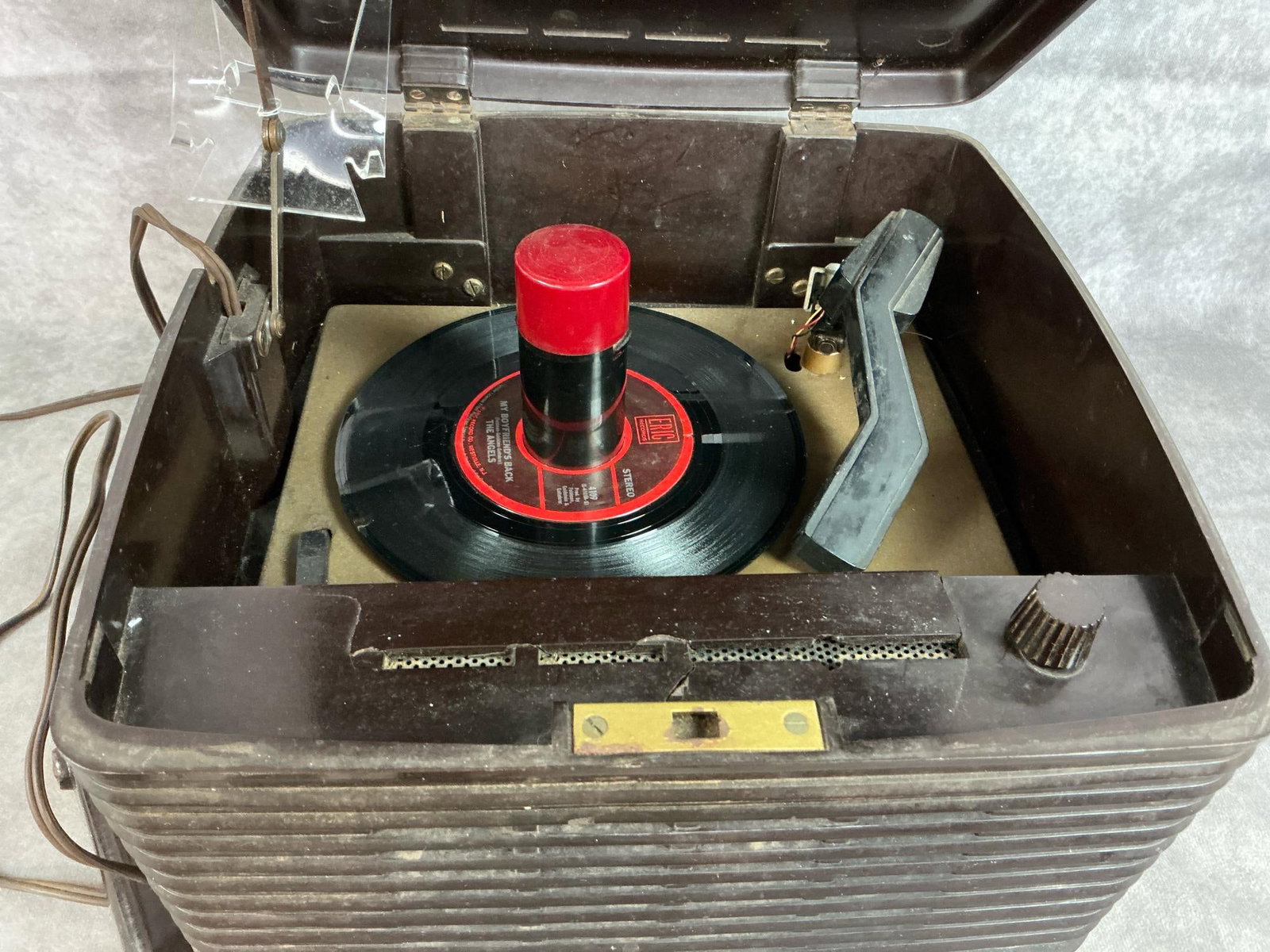 RCA/ Victor Record Player - 2
