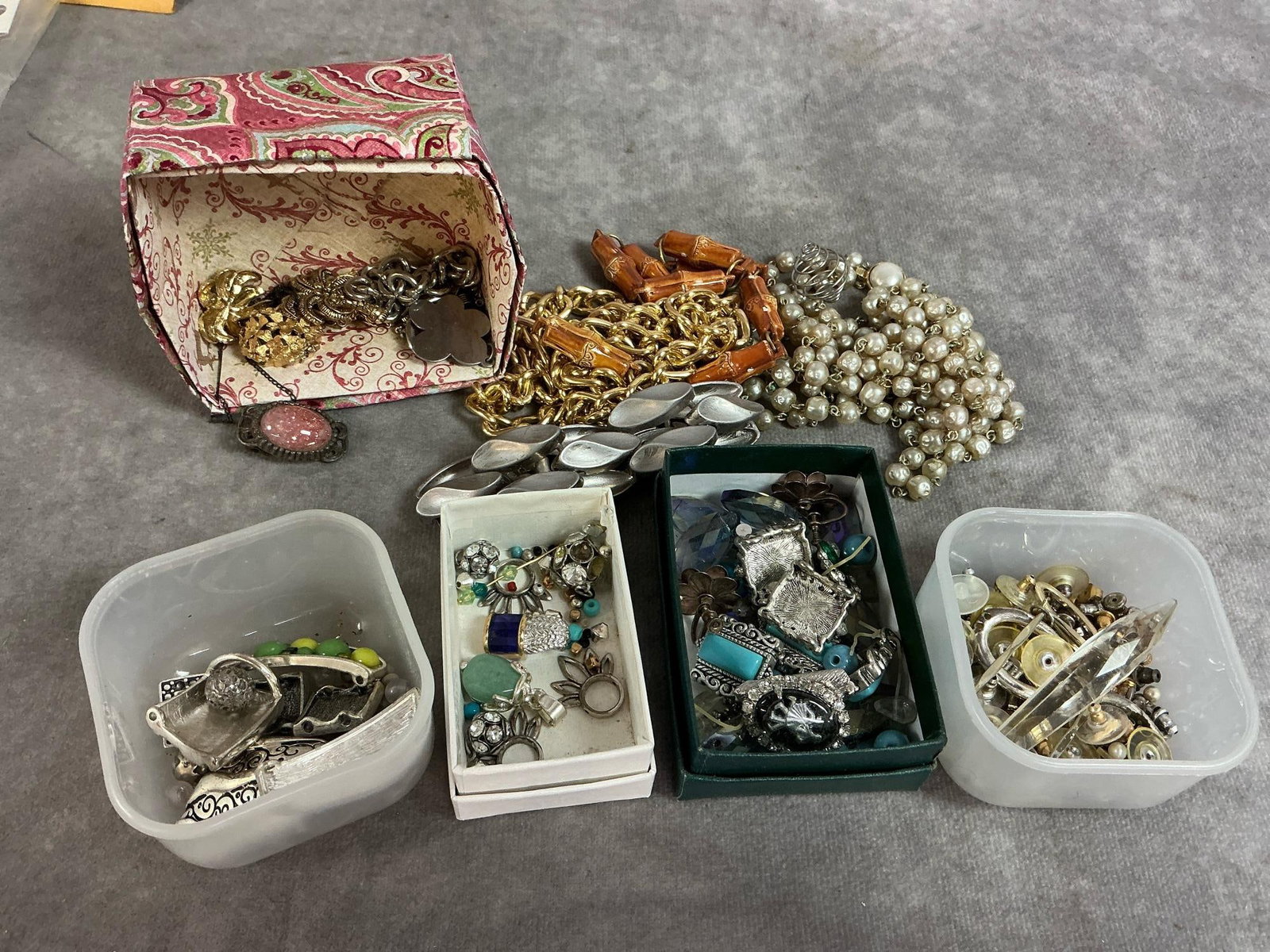 Jewelry Makers Assortment - 6