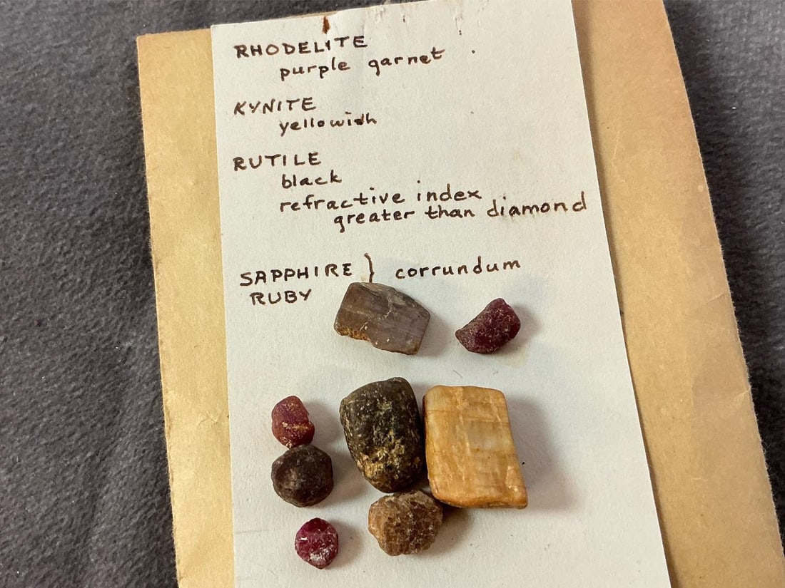 Unique Rock & Gemstone Collection - 15