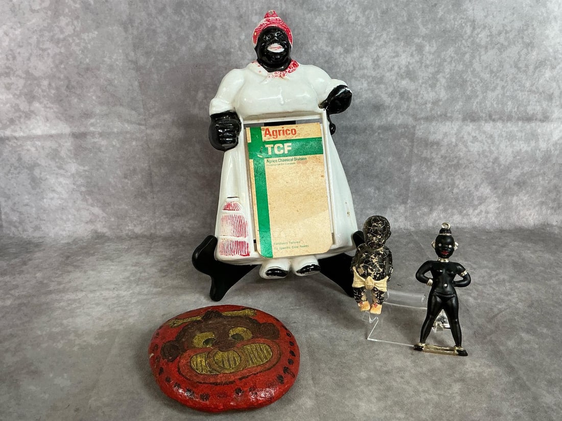 Black Americana: Four vintage Black Americana pieces. Includes "Aunt Jemima" wall hanging holding a notepad from Agricola TCF fertilizer. Golden Wheel metal black with gold woman as a bottle opener, crackle glaze