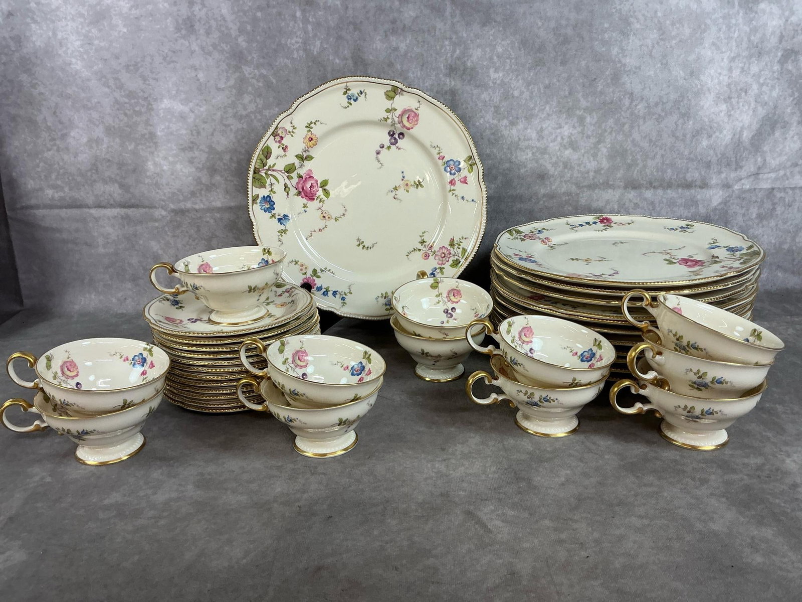 Castleton China Set (1 of 5)