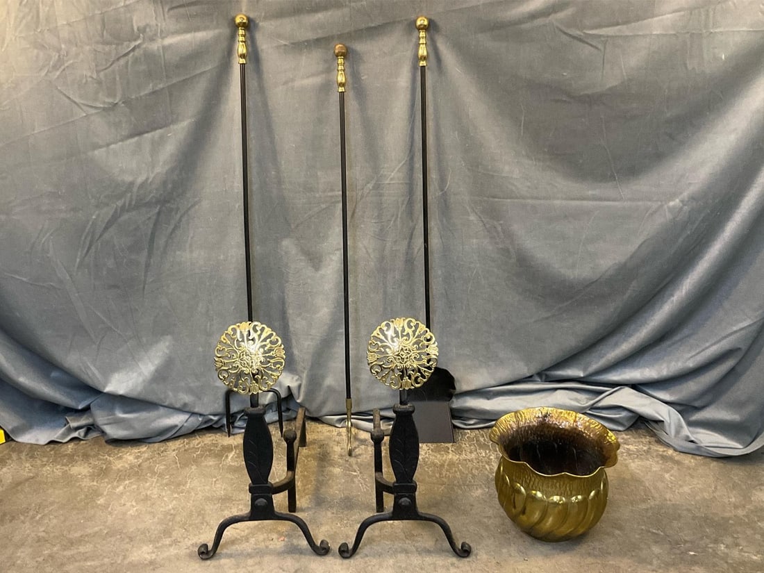 Virginia Metalcrafters Andirons & More (1 of 12)