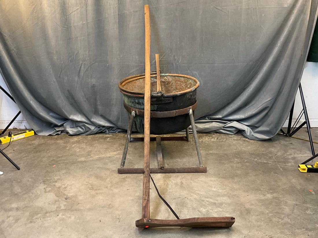 Apple Butter Kettle - 3