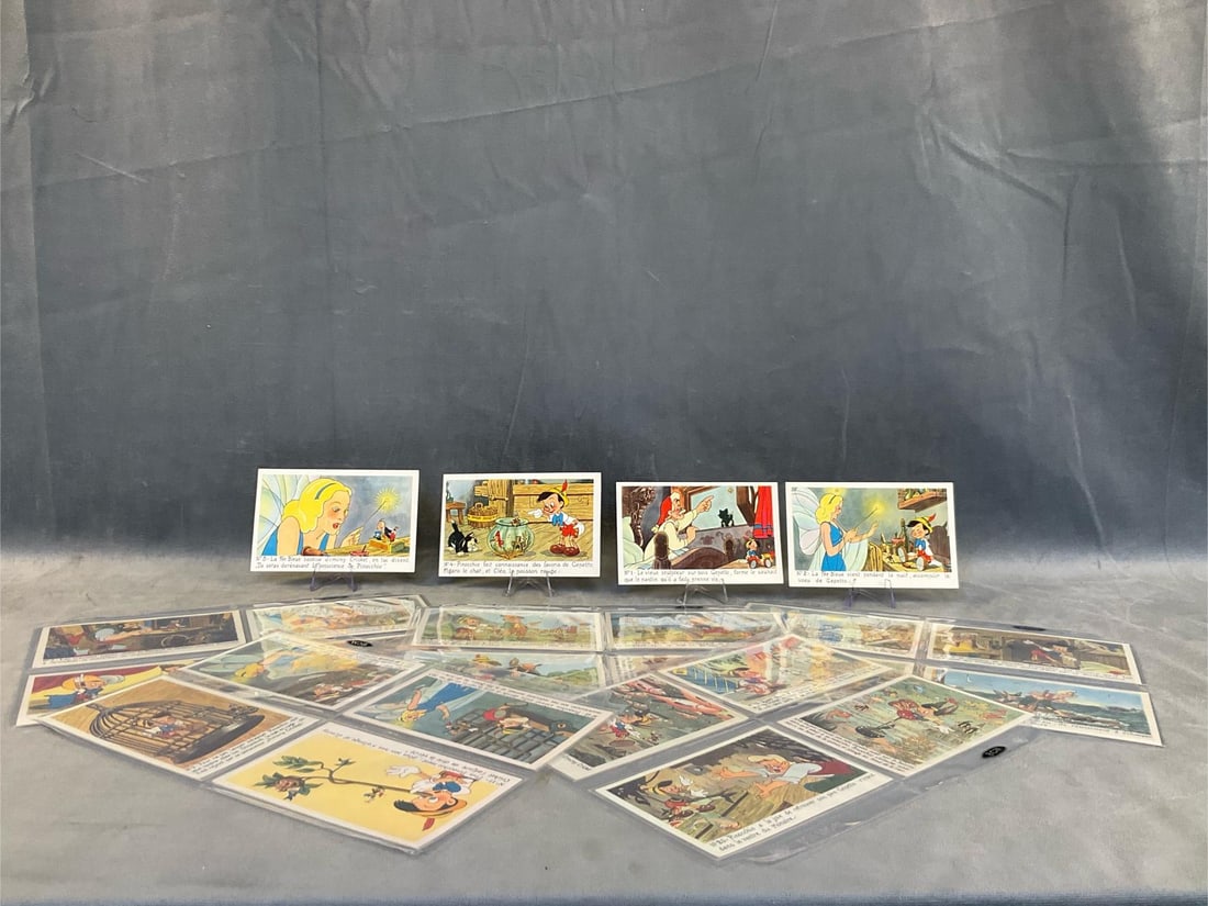 Pinocchio Postcards: Complete set of twenty four vintage collectible Pinocchio Disney Superluxe (Paris) postcards. Uncirculated, good condition. Measures 5.5 inches wide x 3.5 inches tall.