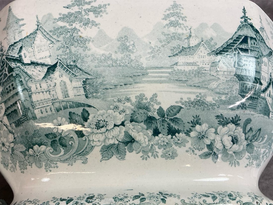 English Transferware Tureen - 5