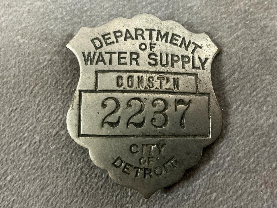 Vintage Badges - 3