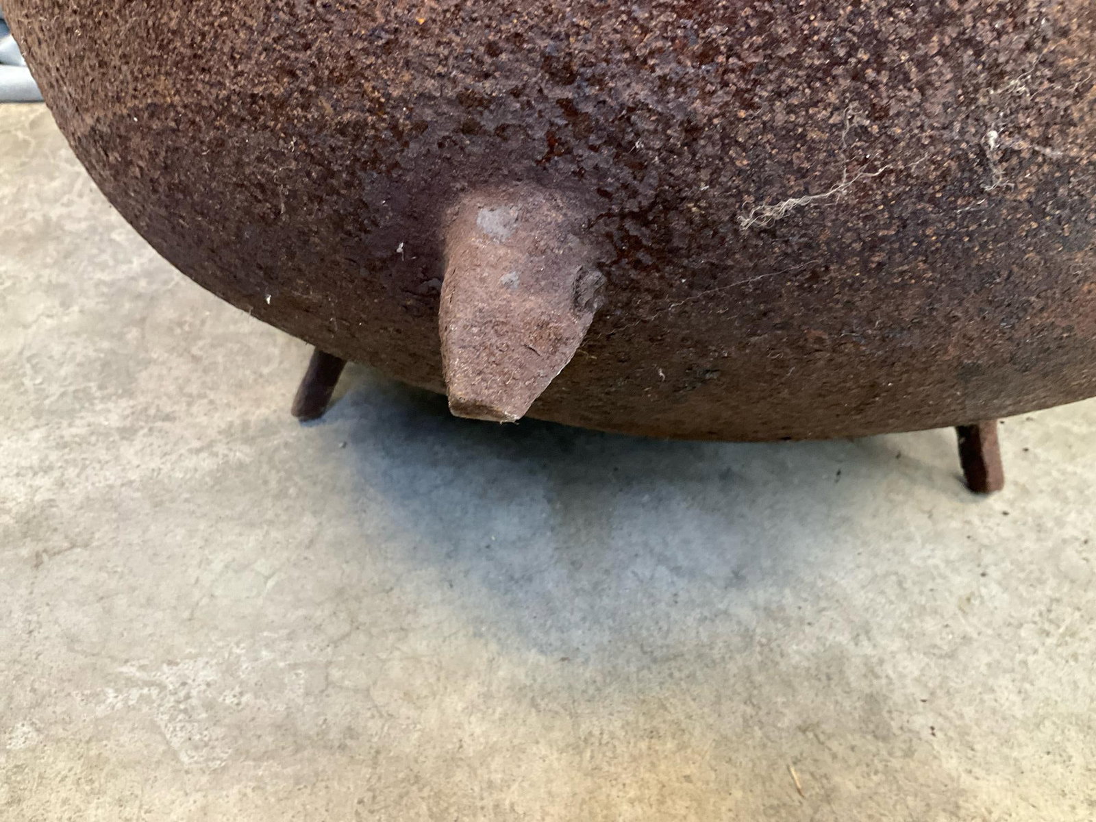 Cast Iron Cauldron - 8
