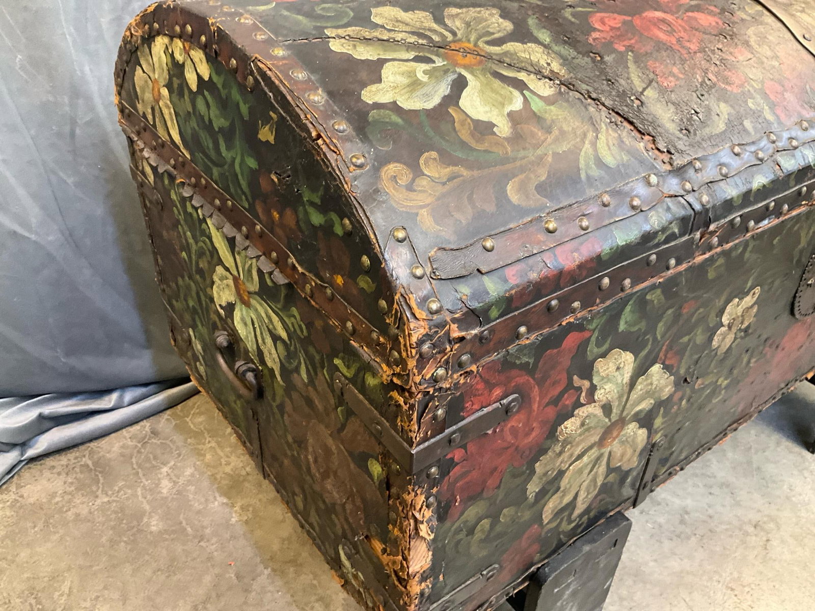 Spanish Colonial Trunk - 8