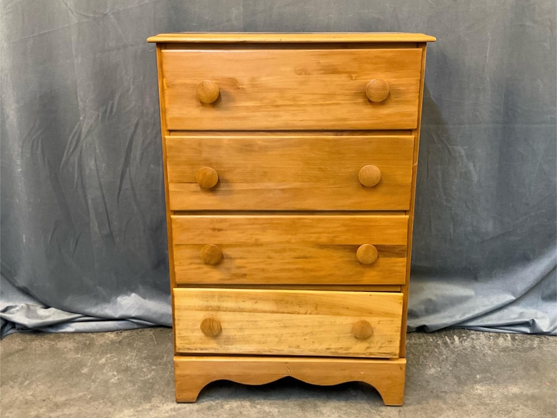 Chest of Drawers: Late 20th century maple chest of four drawers. Good condition. Measures 24.5 inches wide x 15.5 x 36 inches tall.
