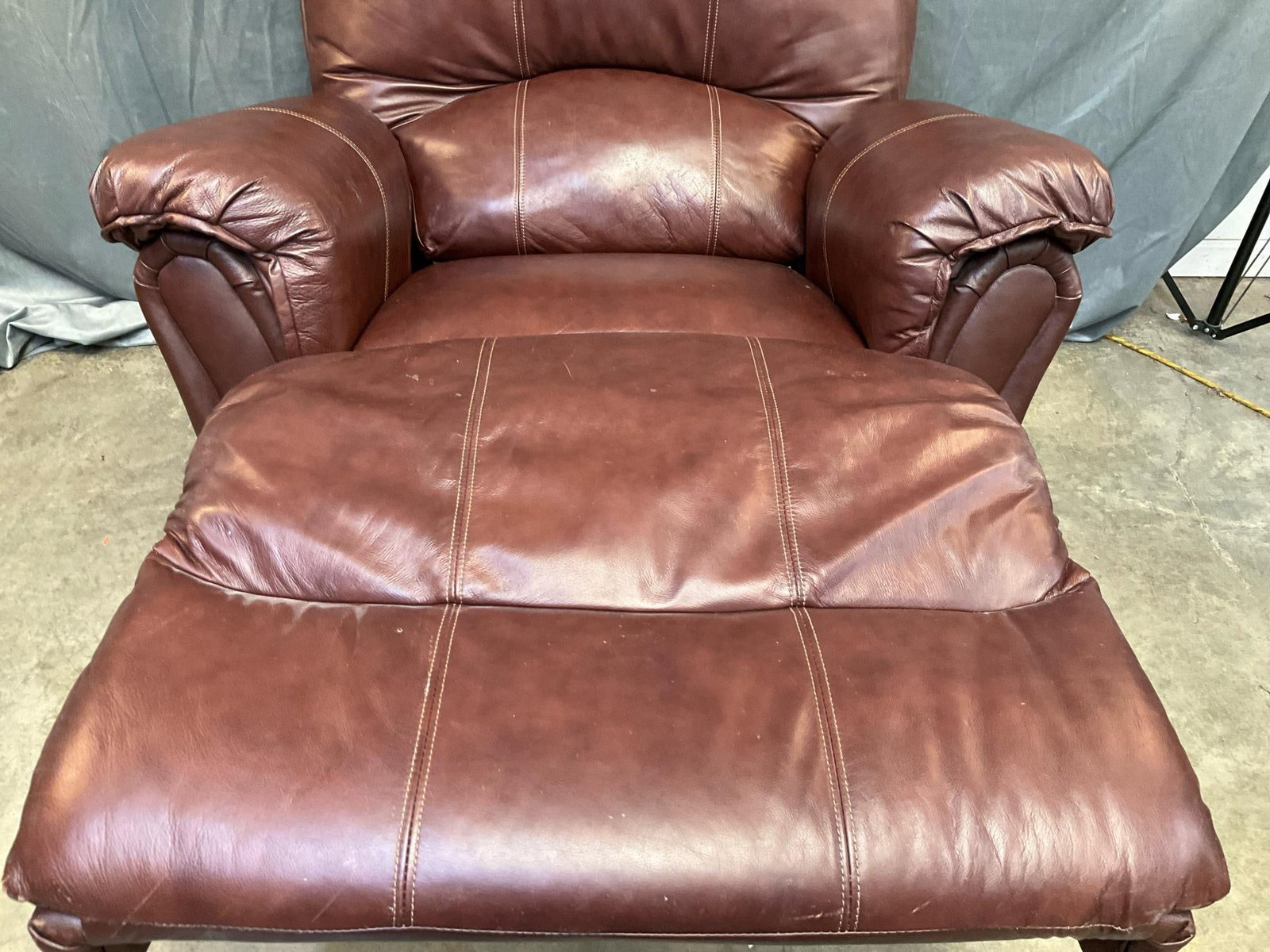 Recliner Armchair - 8