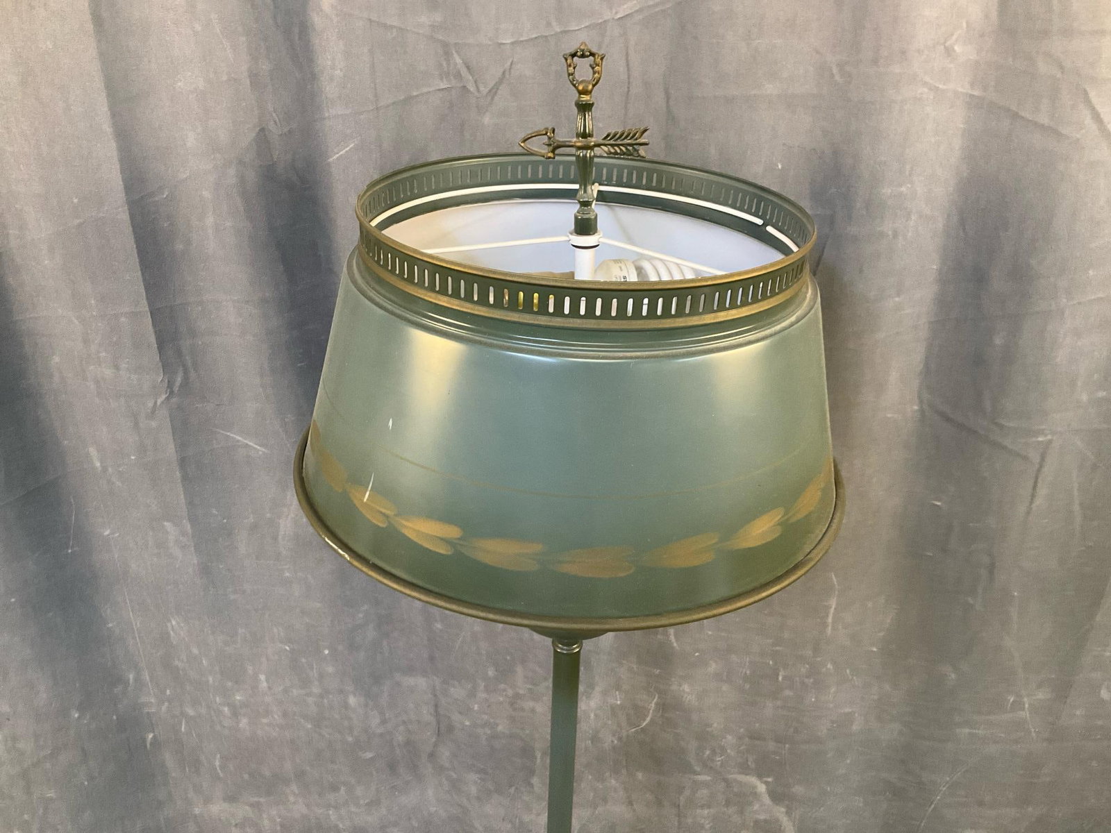 Tole Lamp - 2