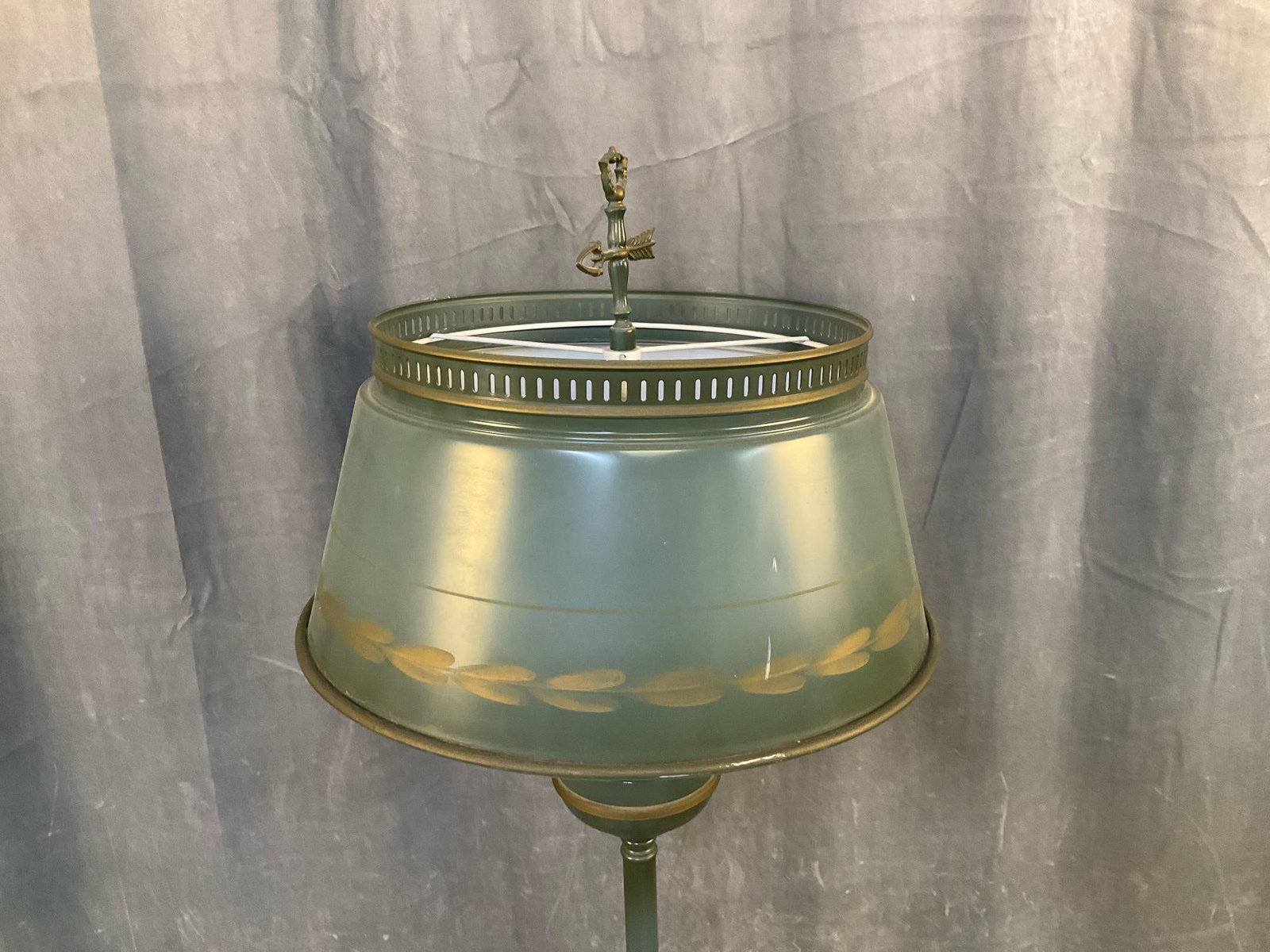 Tole Lamp - 6