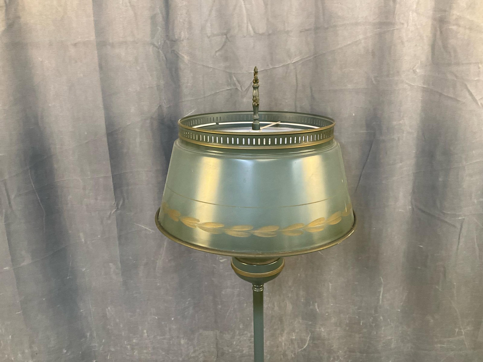 Tole Lamp - 7