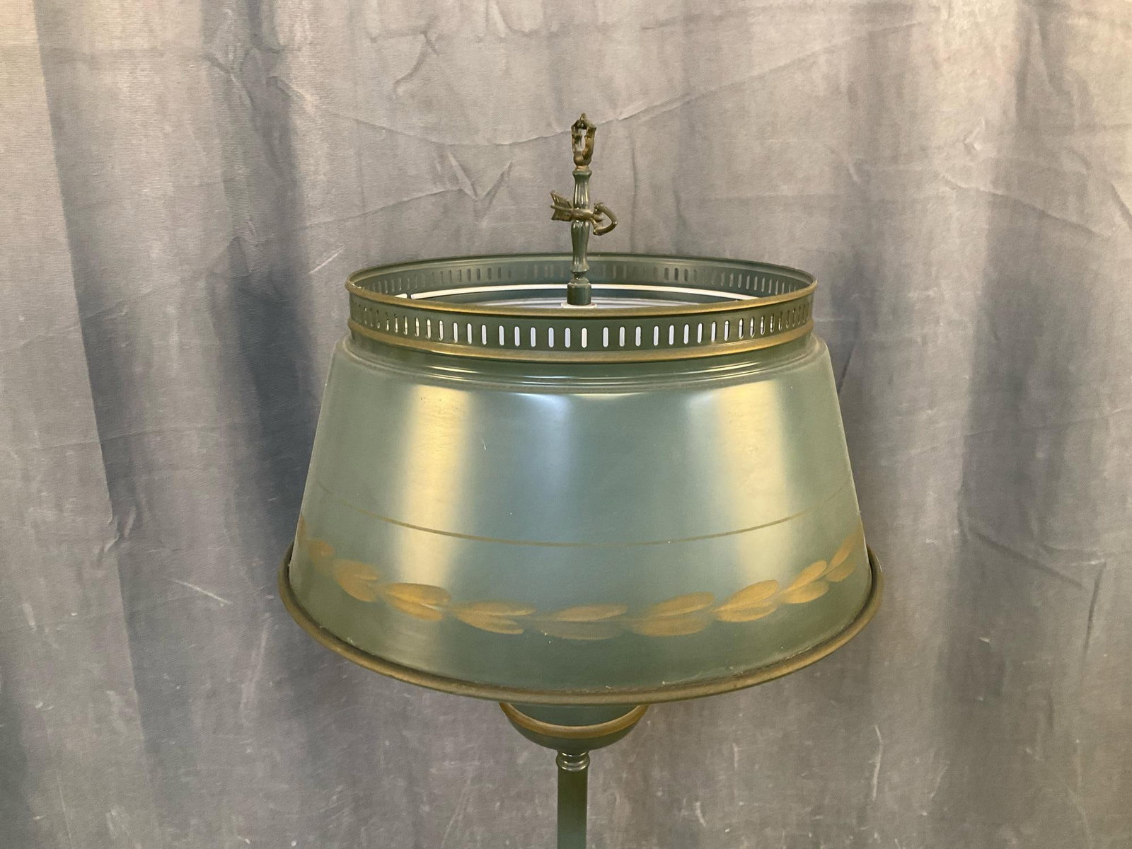 Tole Lamp - 8