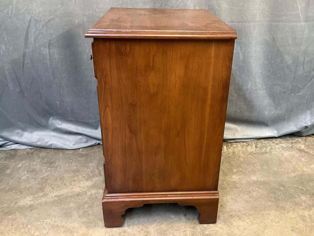 Henkel-Harris Side Chest - 6