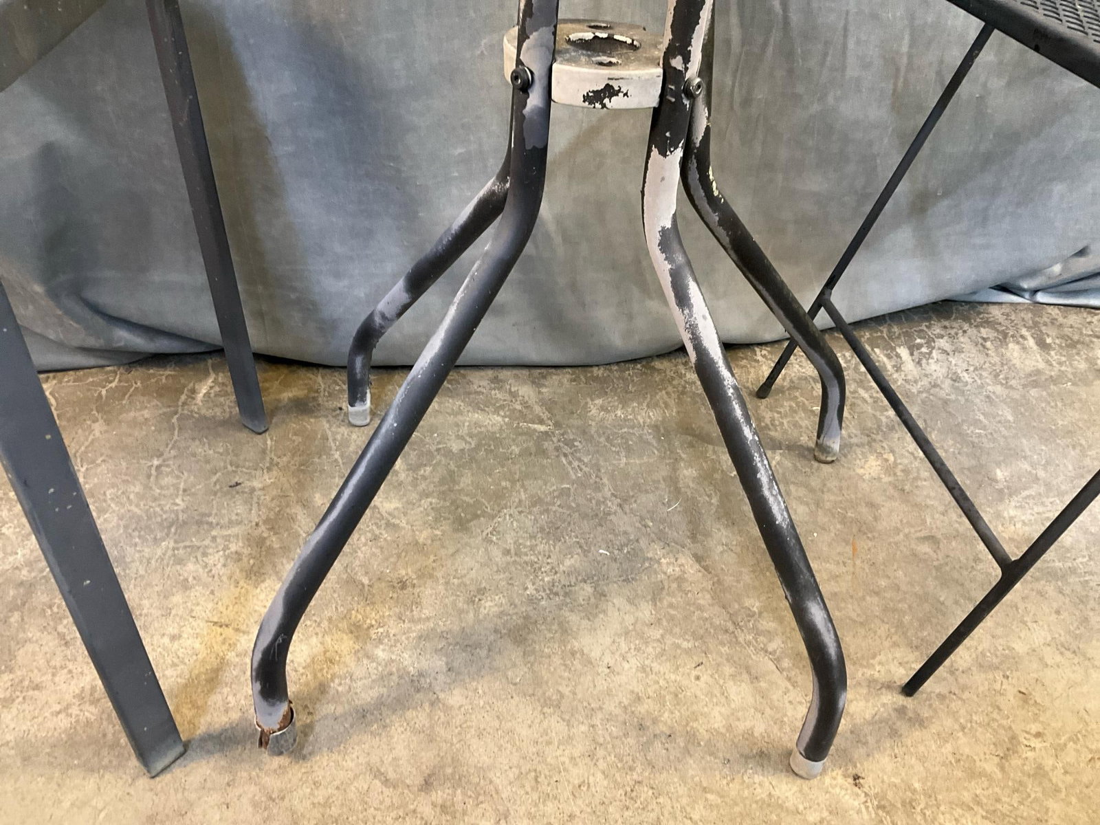 Outdoor Iron Table - 3