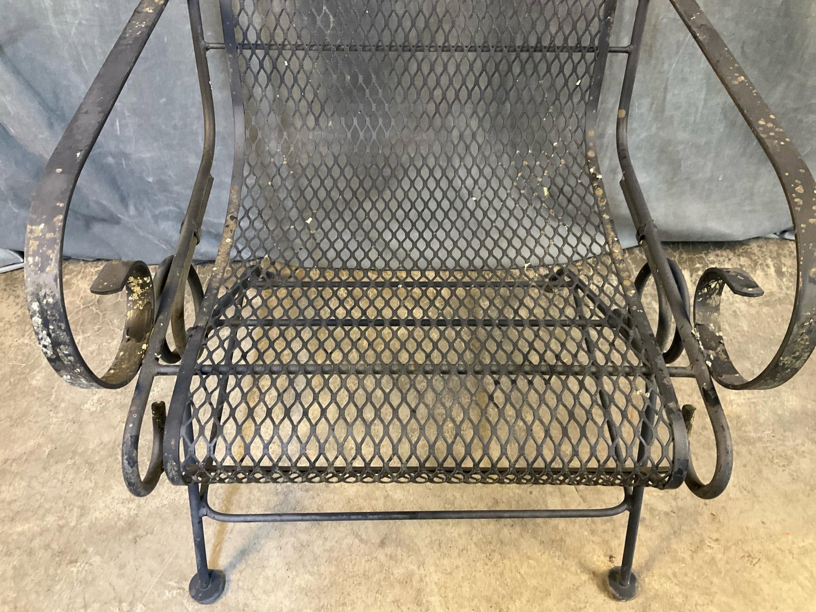 Outdoor Iron Table /Chairs - 4