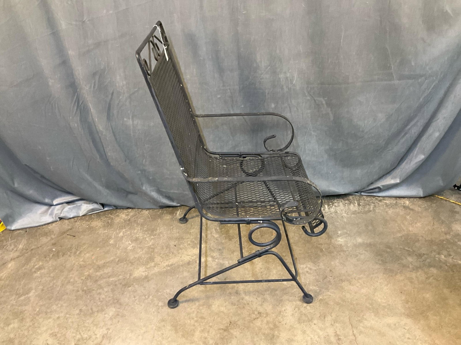 Outdoor Iron Table /Chairs - 5