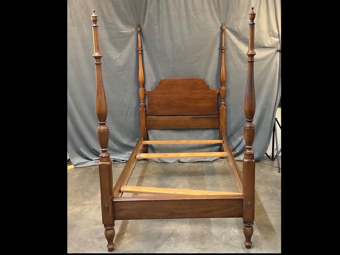 Henkel-Harris Bed: 1960's - 1970's single high post cherry bed with urn finials and three pine slats. Henkel-Harris. Good condition. Measures 76 inches wide (inside rails) x 39 inches (inside rails) x 65.75 inches tall.