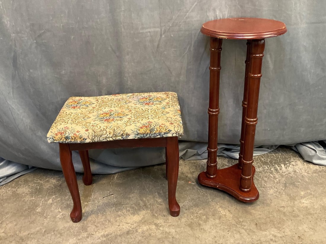 Pedestal/Stool - 2
