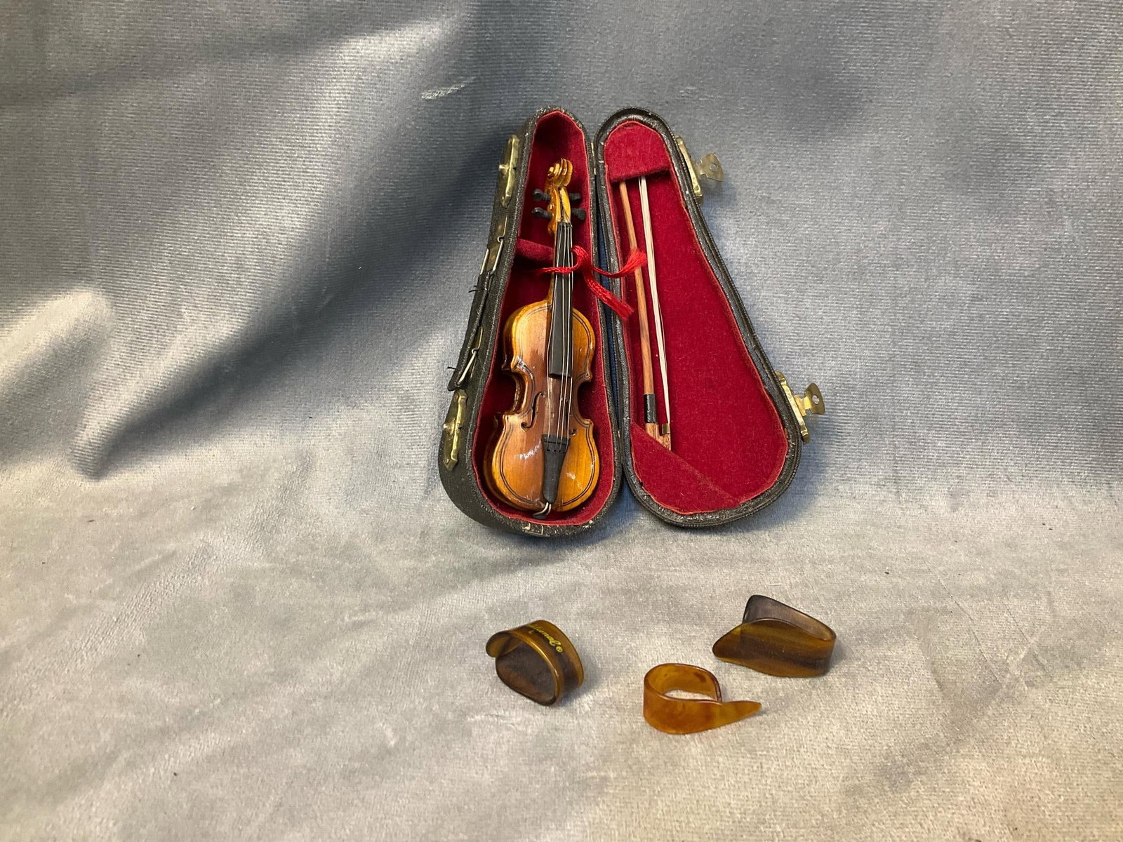 Assorted Musical Accoutrements - 5