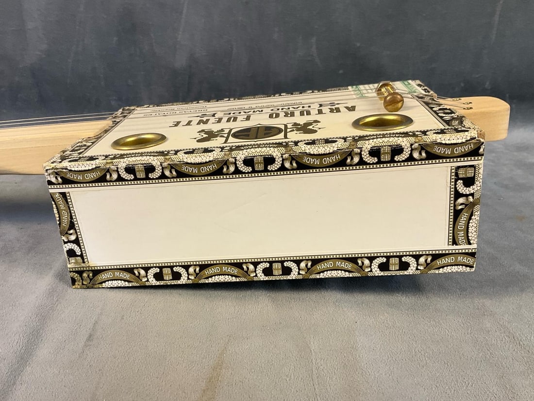 Cigar Box Electric Guitar - 7