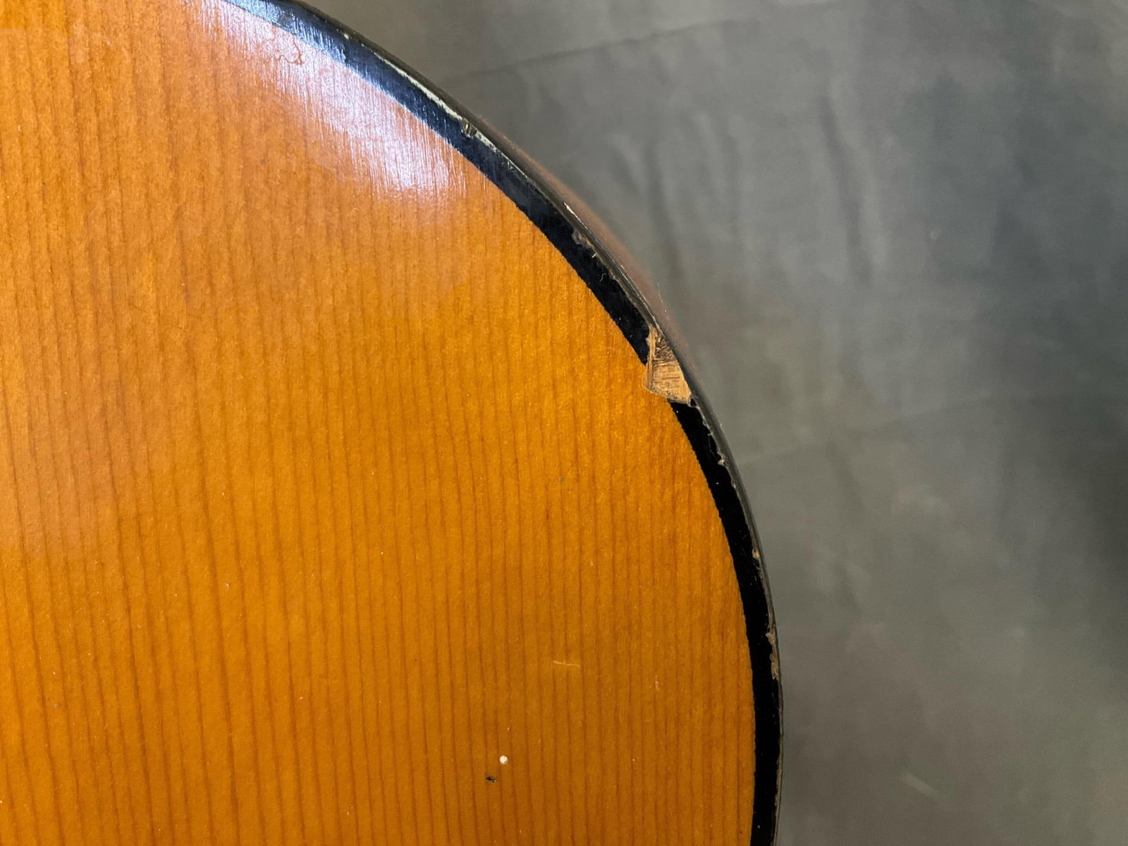 Kent Acoustic Guitar - 4