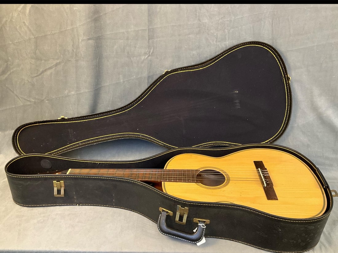 Classical Acoustic Guitar - 9