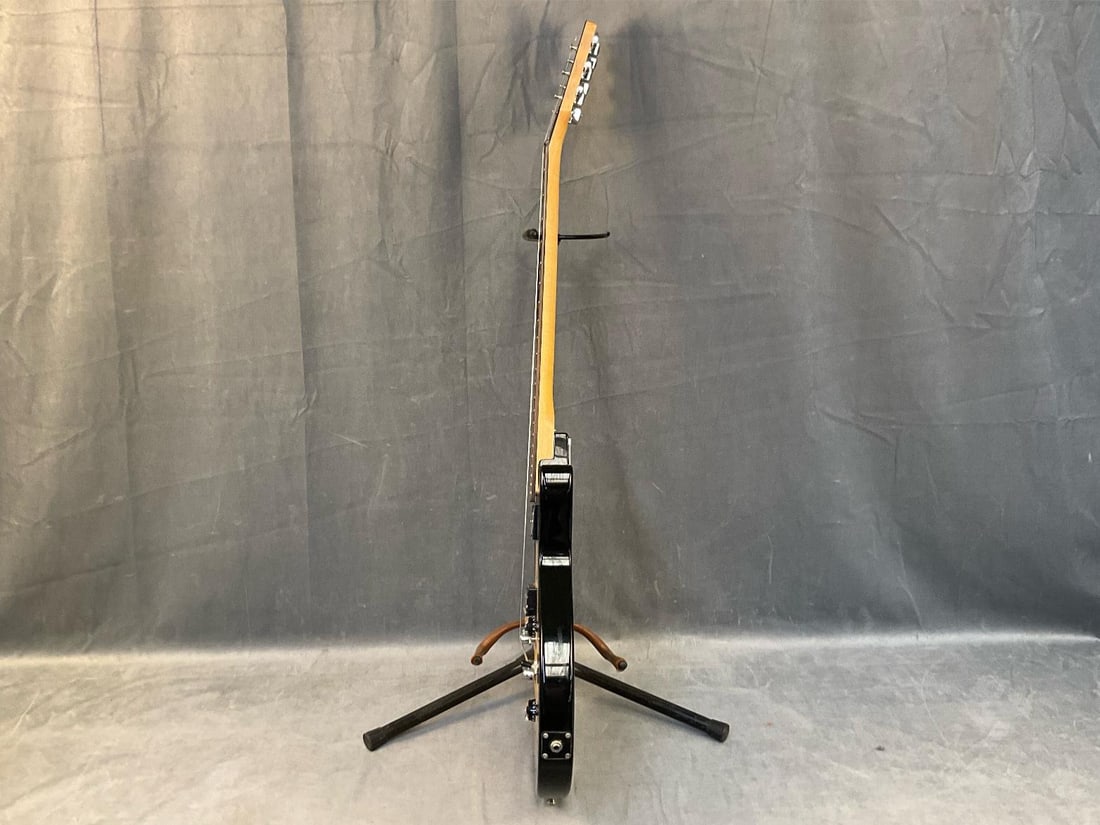 Epiphone Electric Guitar - 6