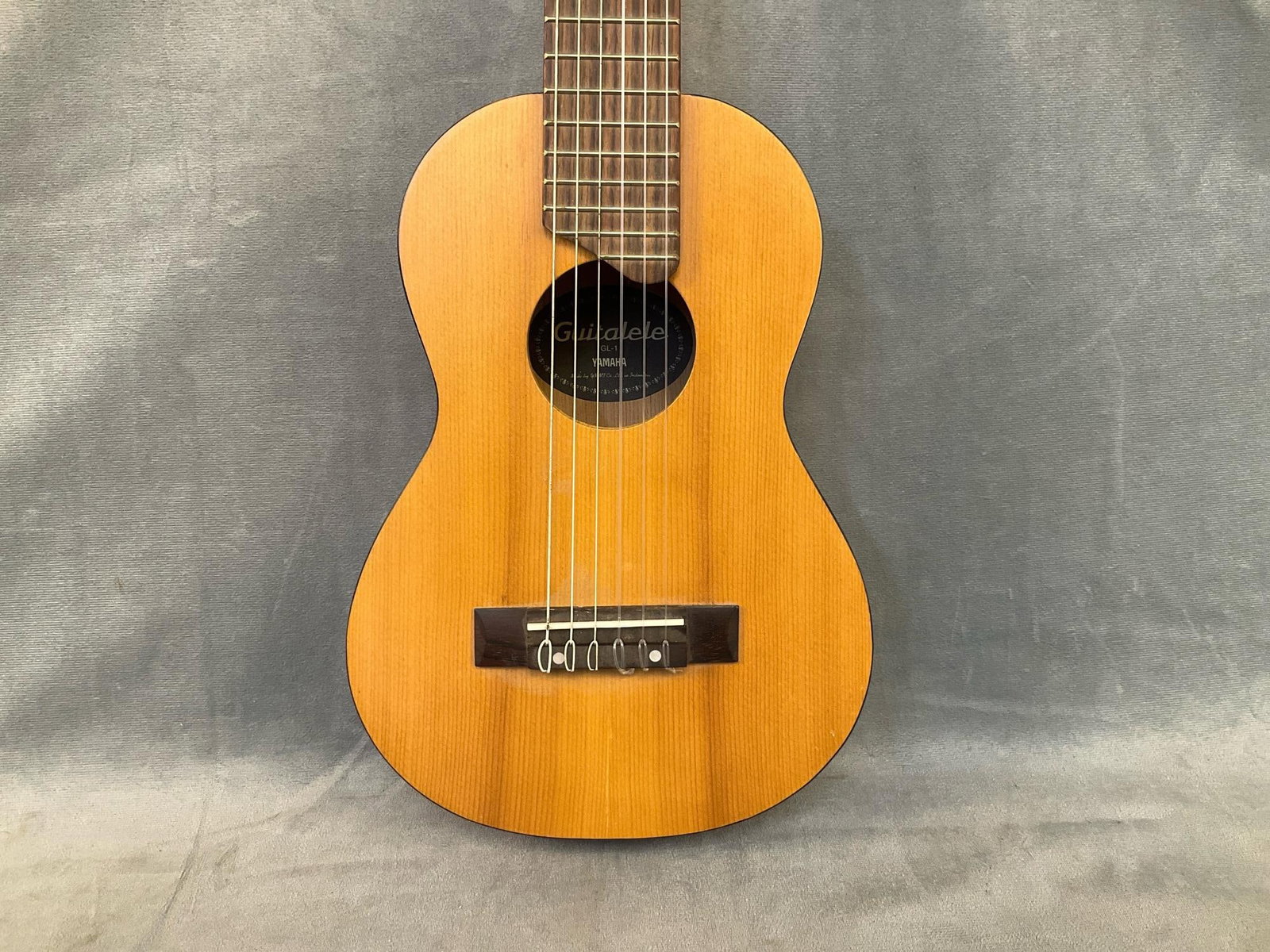 Yamaha Guitalele - 3