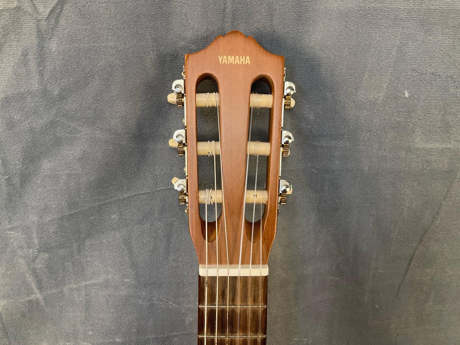 Yamaha Guitalele - 4