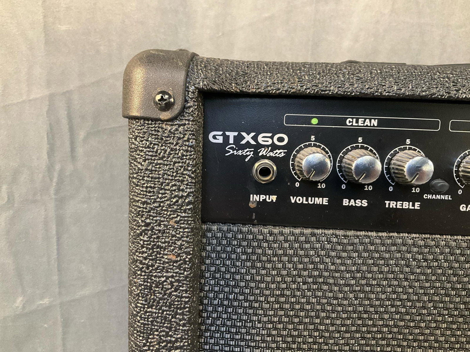 Behringer Guitar Amplifier - 2