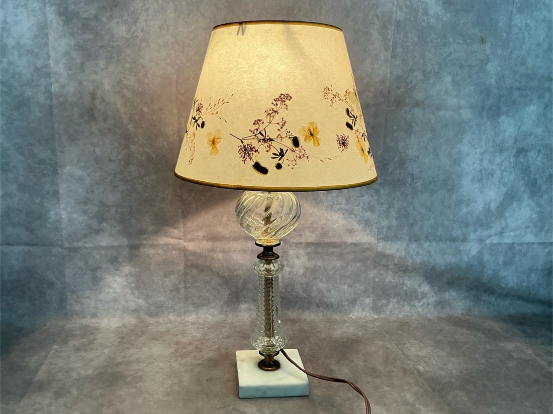 Vintage Glass Lamp (1 of 5)