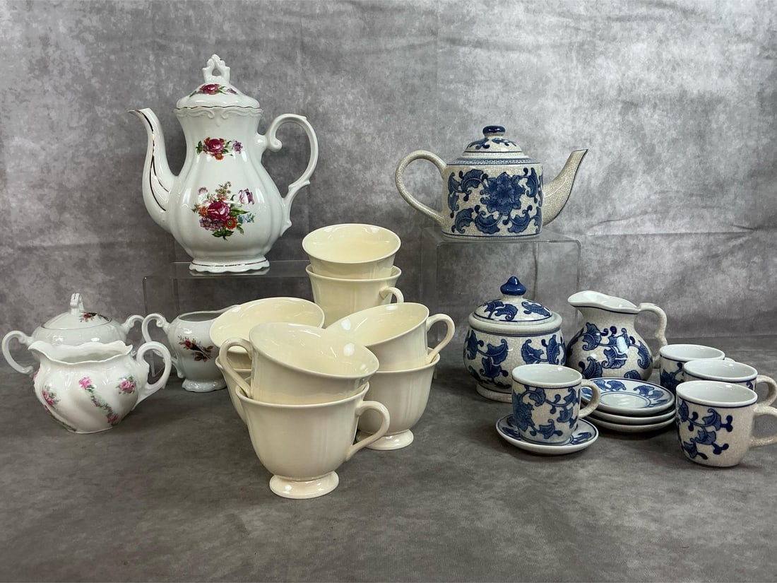 Tea Sets & Cups and Saucers (1 of 4)