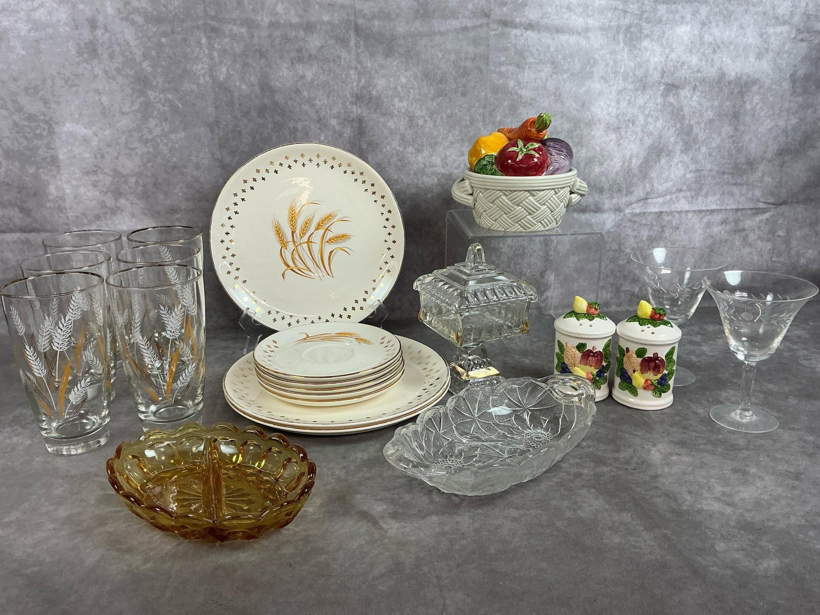 Golden Wheat Set, Jannette Glass, and More (1 of 7)