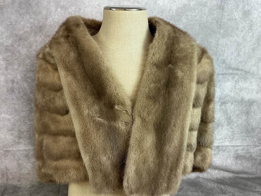 Mink Stoles - 5