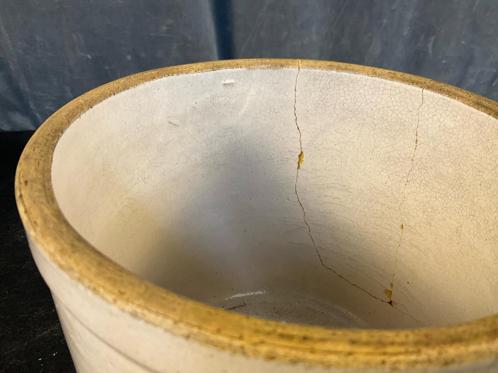 Stoneware - 18