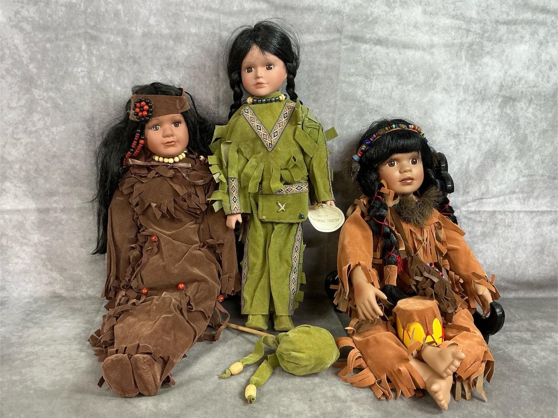 Native American Dolls (1 of 9)